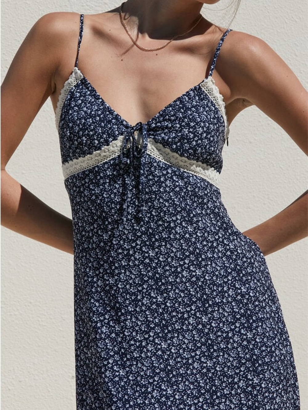 LA Hearts Floral Lace Trim Midi Dress